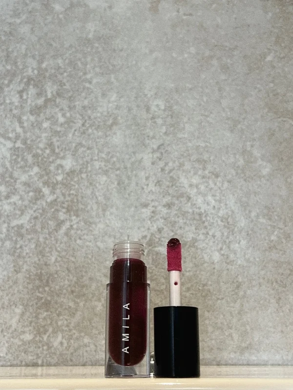 Amila Naturals Lip Oil - Cherry Bomb