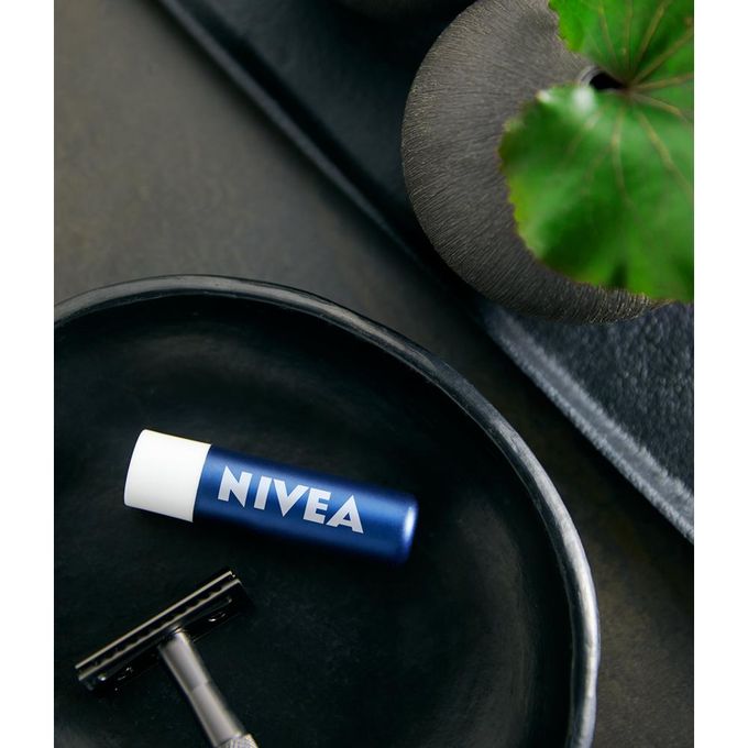 Nivea 24H Moisture Men Active Care Lip Balm 5.5ml - Image 6